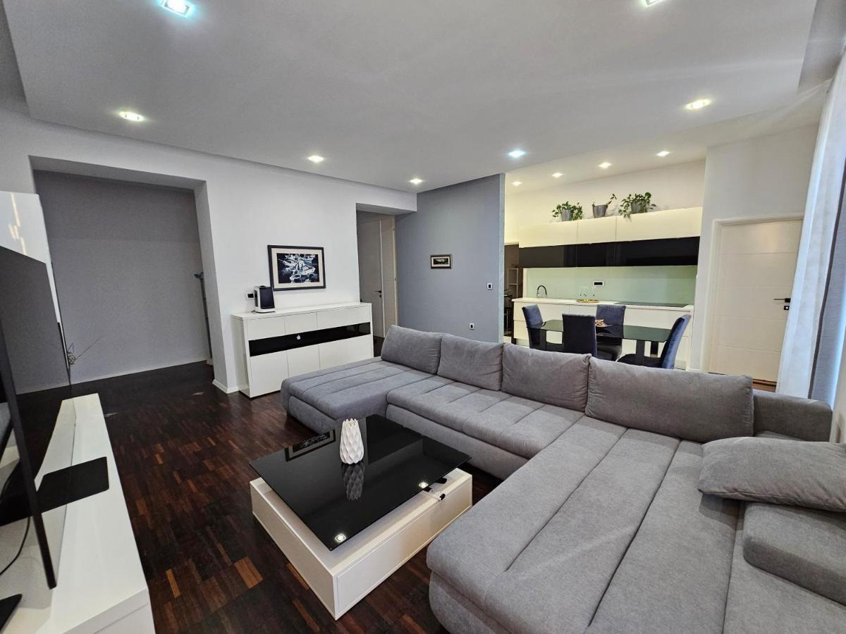 Apartment Azzuro Self Check In Rijeka